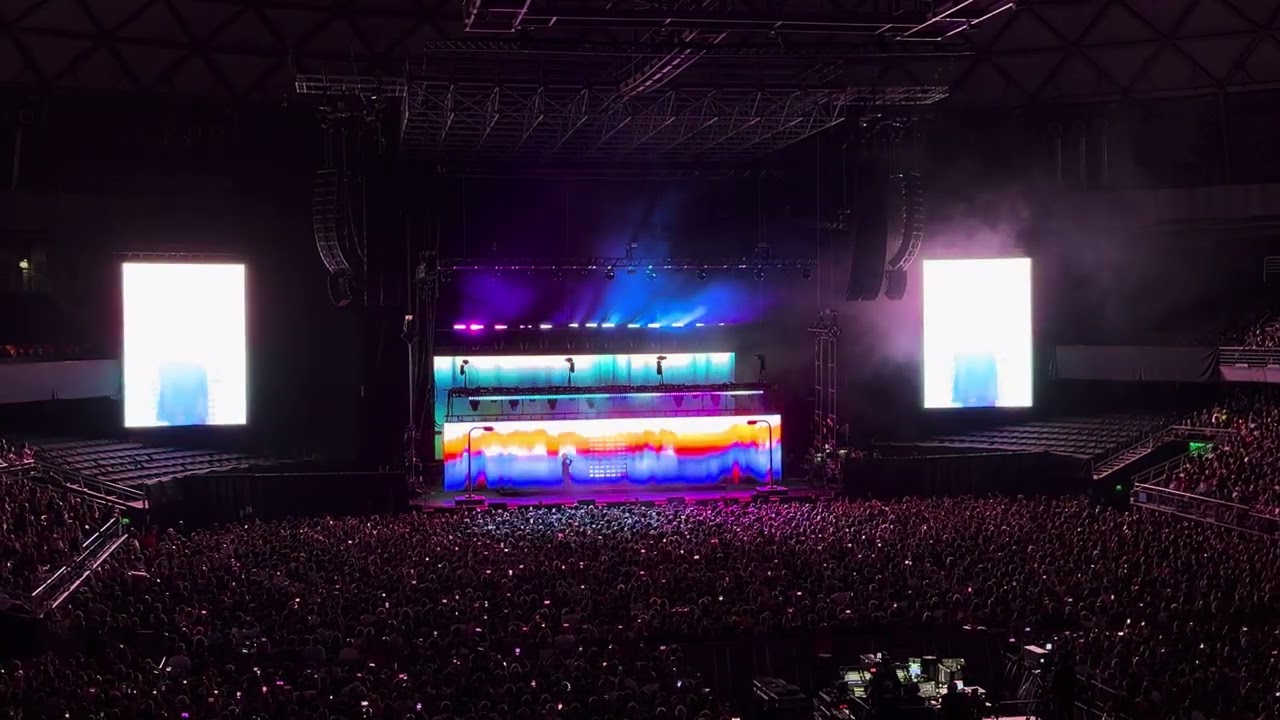 Pet Shop Boys - Love Comes Quickly - Movistar Arena - 27 de Febrero de 2026