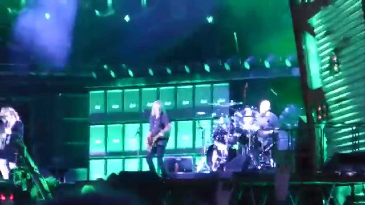 AC/DC - Dirty Deeds Done Dirt Cheap @ Ostragehege Dresden 2015