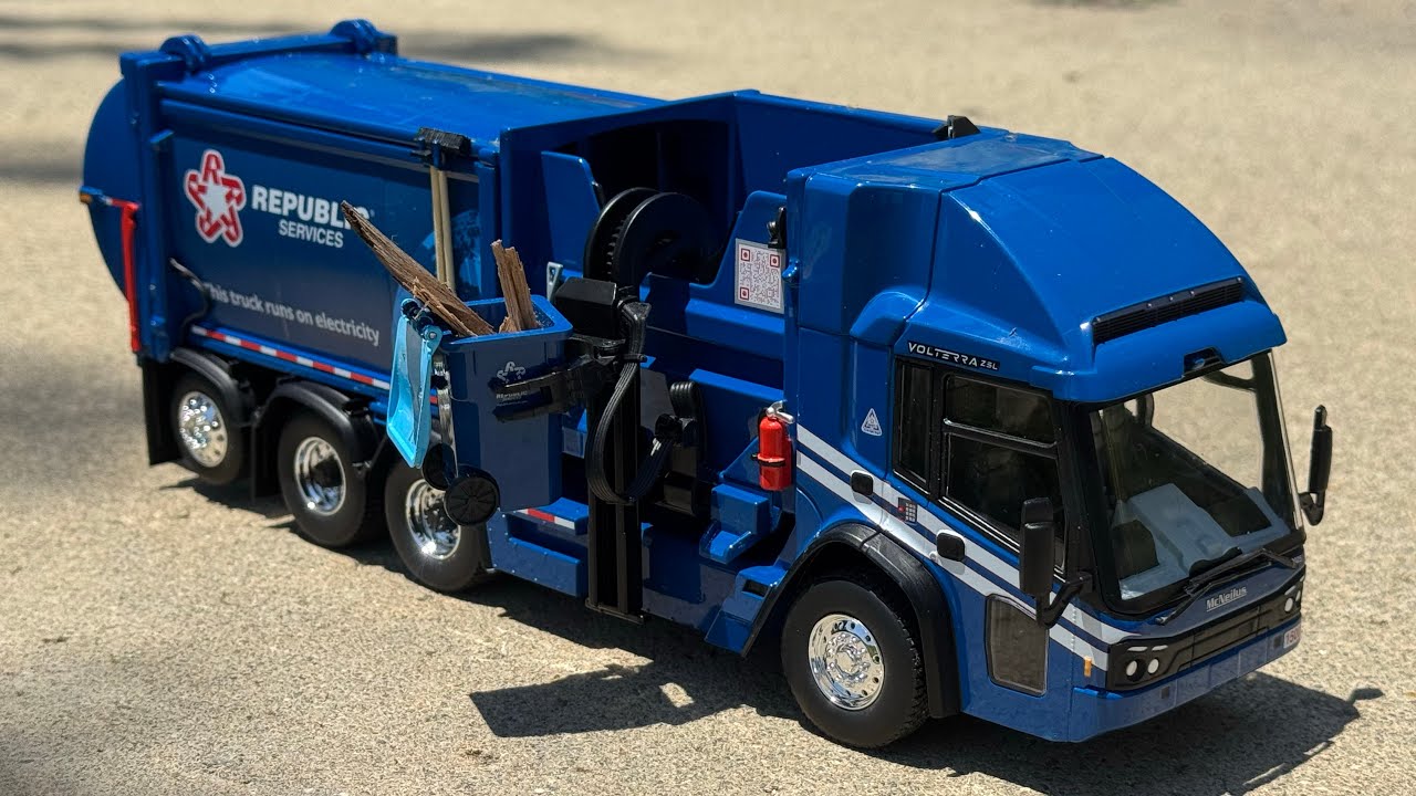 Brand New Toy Garbage Truck in Action