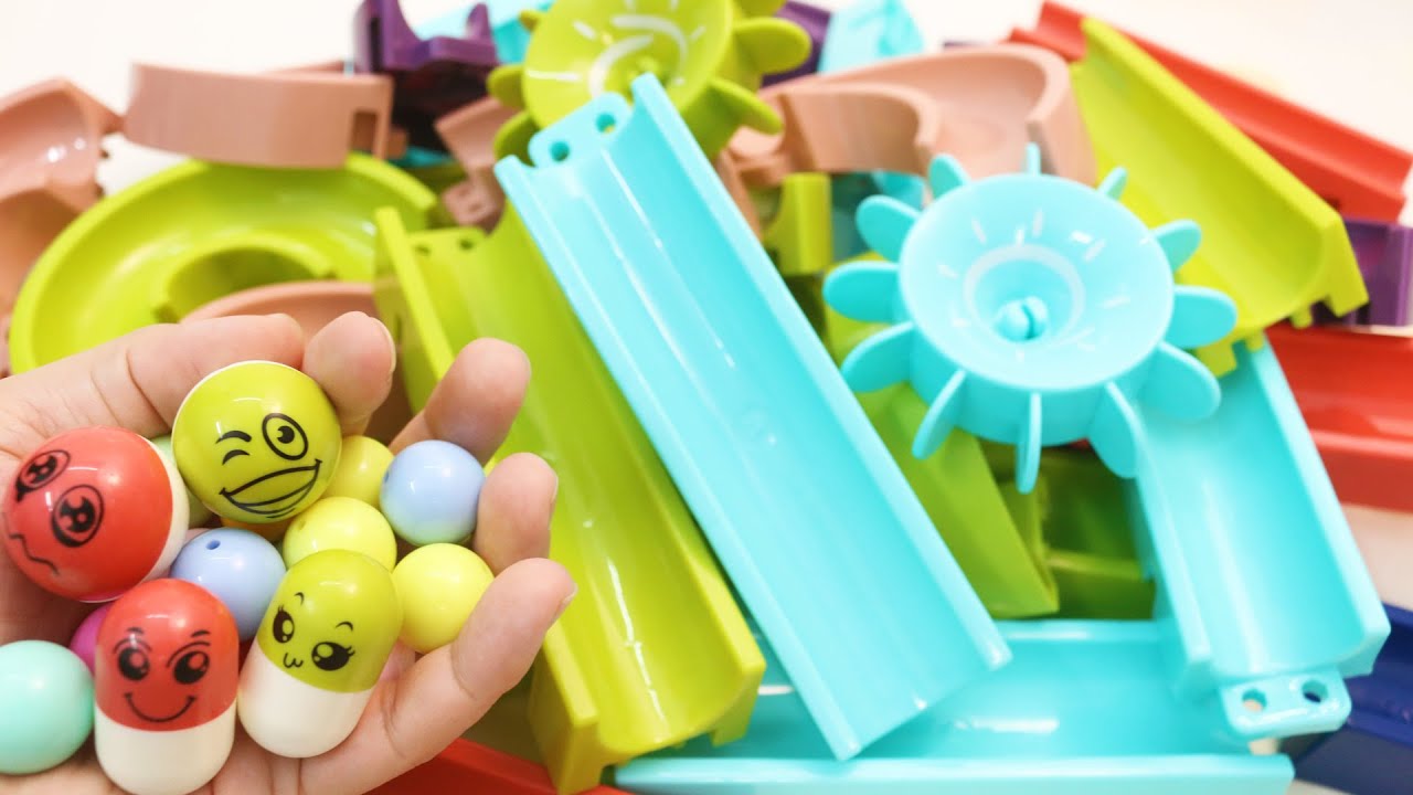 Marble Run Race Sound Balls Rolling with Tracks on Wall ASMR