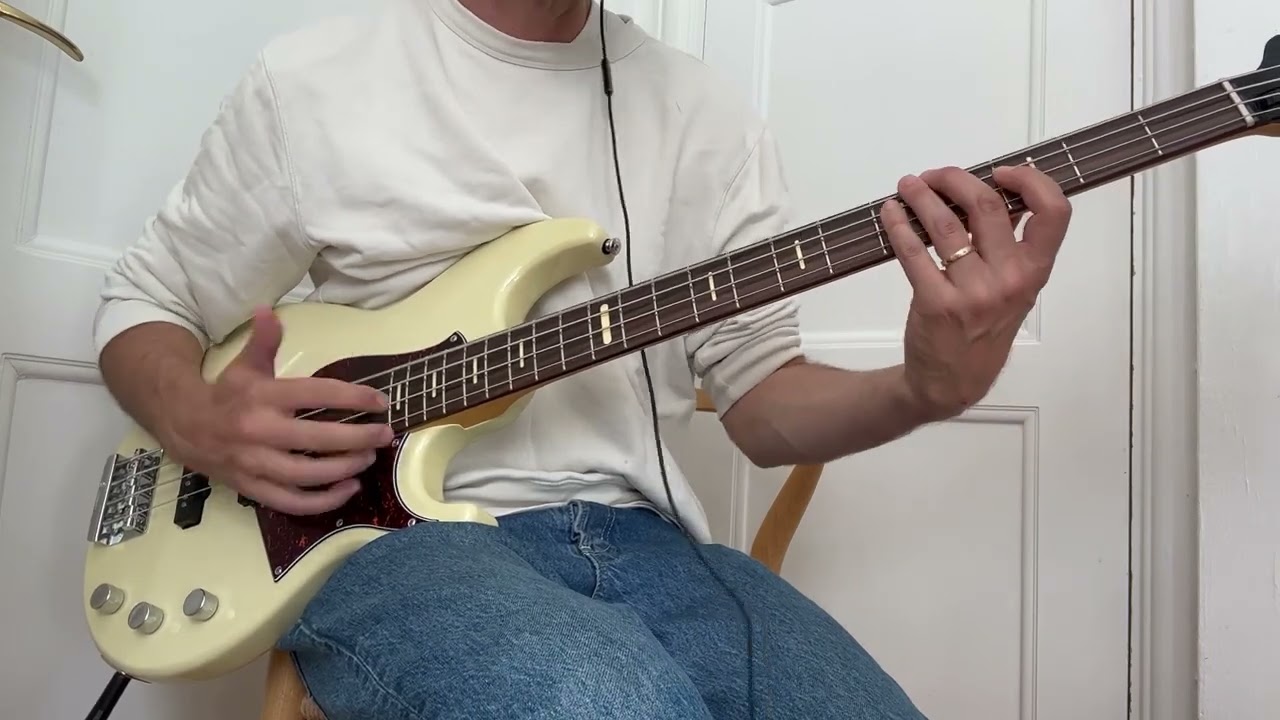 Sandberg California TT vs. Yamaha BBP34