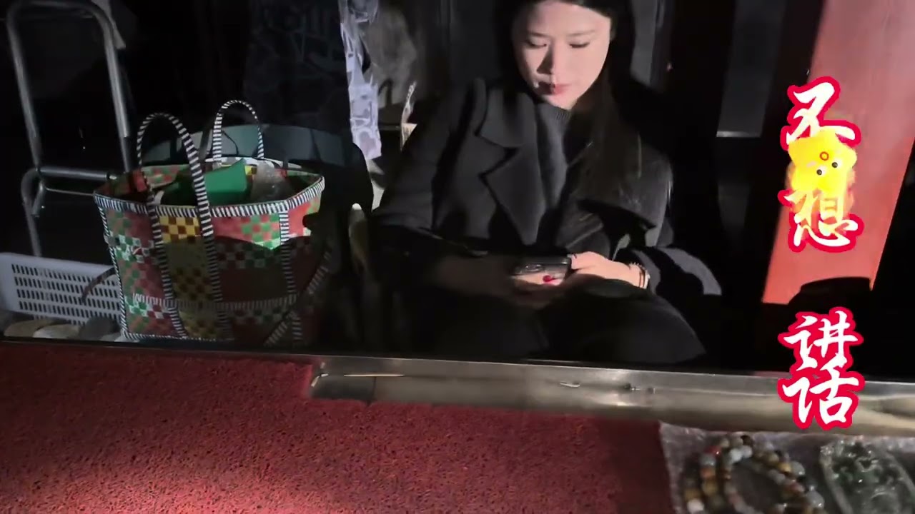 掏翡翠雕刻真实记录