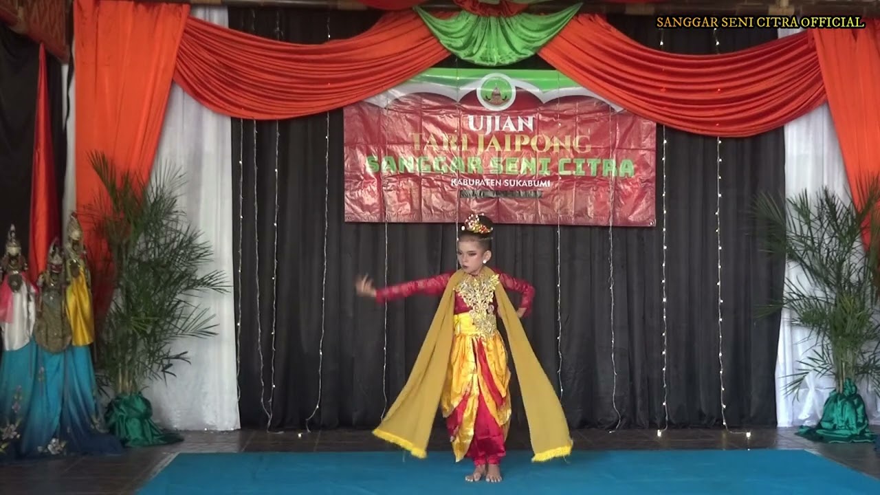 STARLA ALMIRA LUKMAN  KEMBANG TANJUNG  EVALUASI TARI  JAIPONG DASAR 1