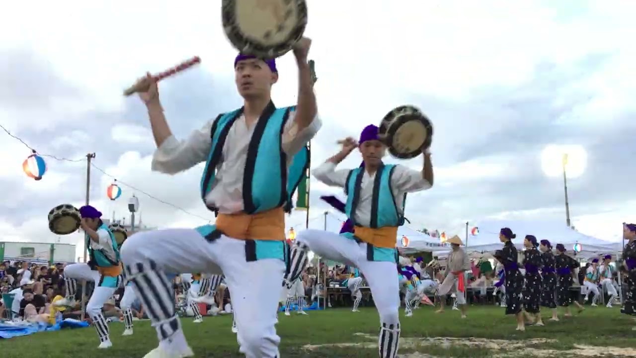 あがりなーざとエイサー祭り。園田青年会エイサー