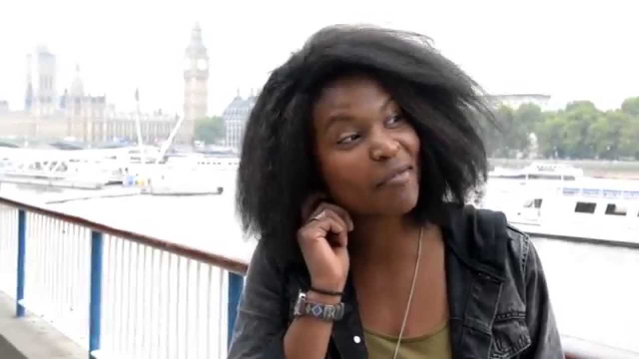 Van Morrison Moon dance Street Performer sings a cover - Sherika Sherard
