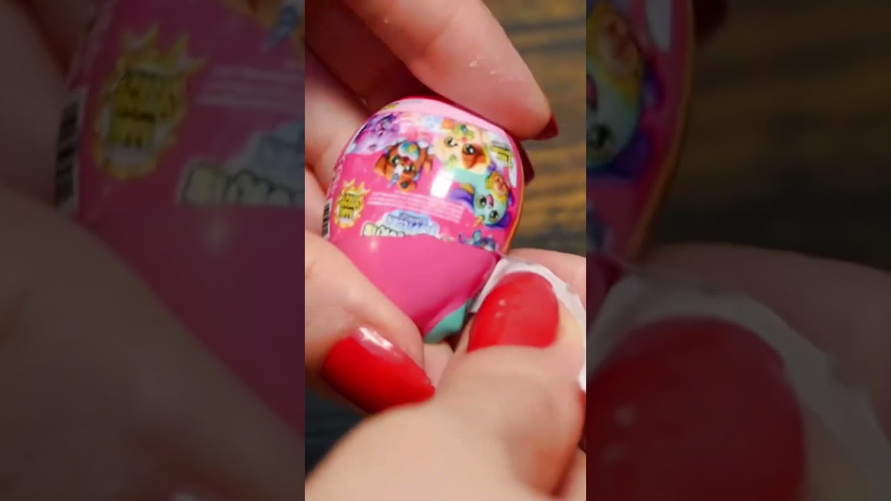 Что мы находим внутри мини-корона RainboCorn Puppycorn #шорты #короткие #asmr #распаковка