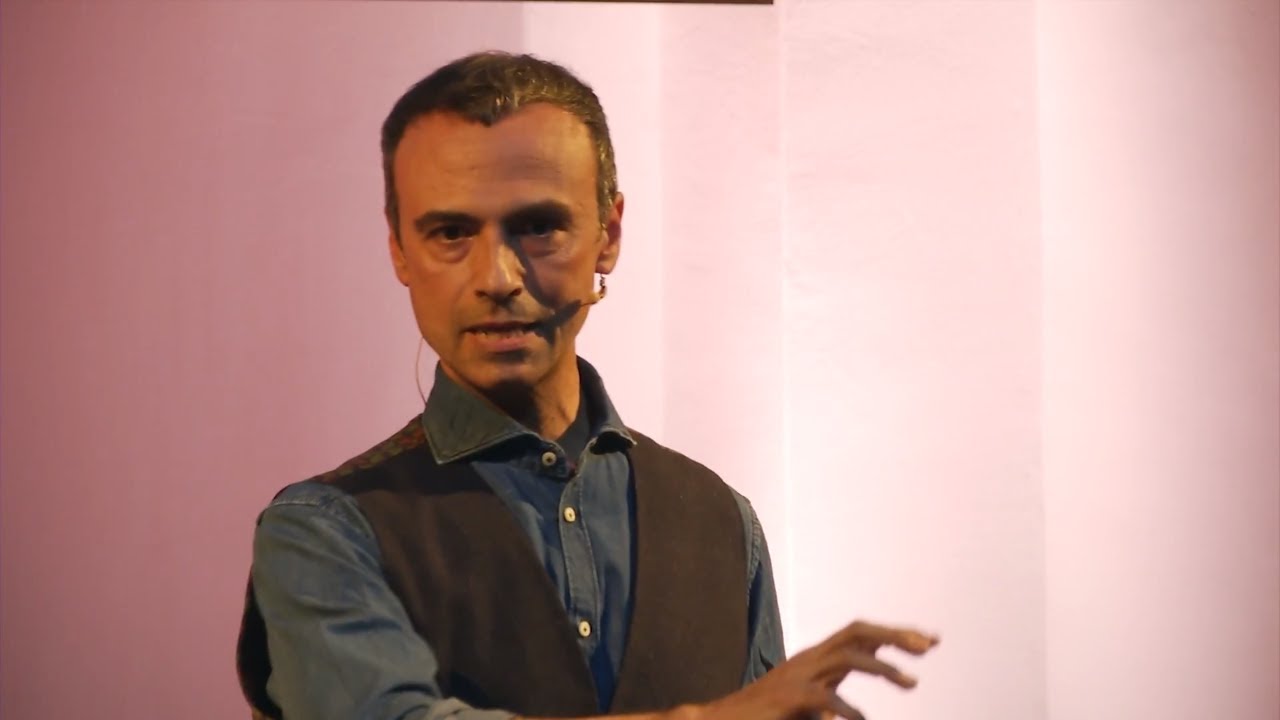 Il fantastico è il nuovo reale.  | Andrea Fontana | TEDxFoggia