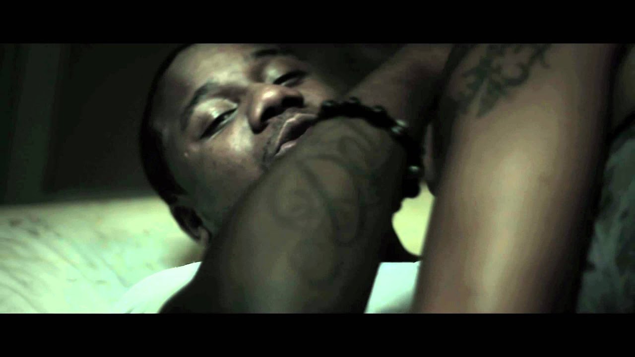 Murda Mook (Ruff Ryders Artist) (Feat. Oshy) - Love Through The Speakers
