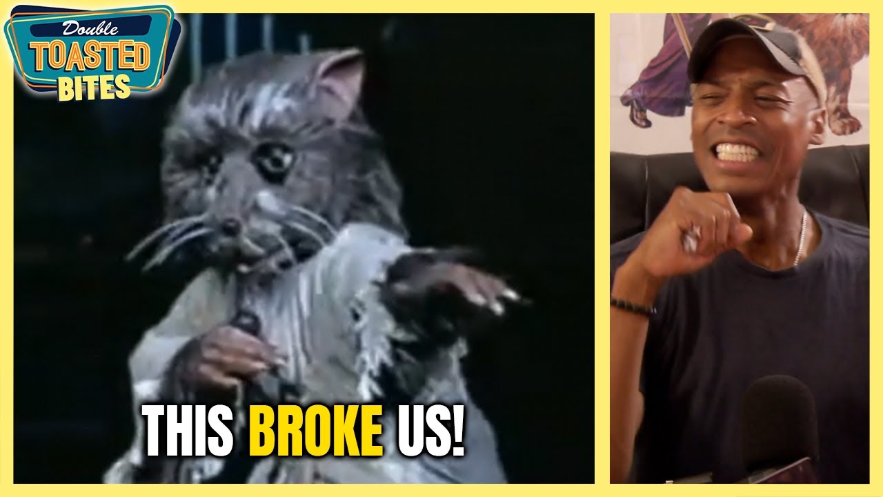 TERRIBLE SPLINTER COSTUME BROKE US | Double Toasted Bites