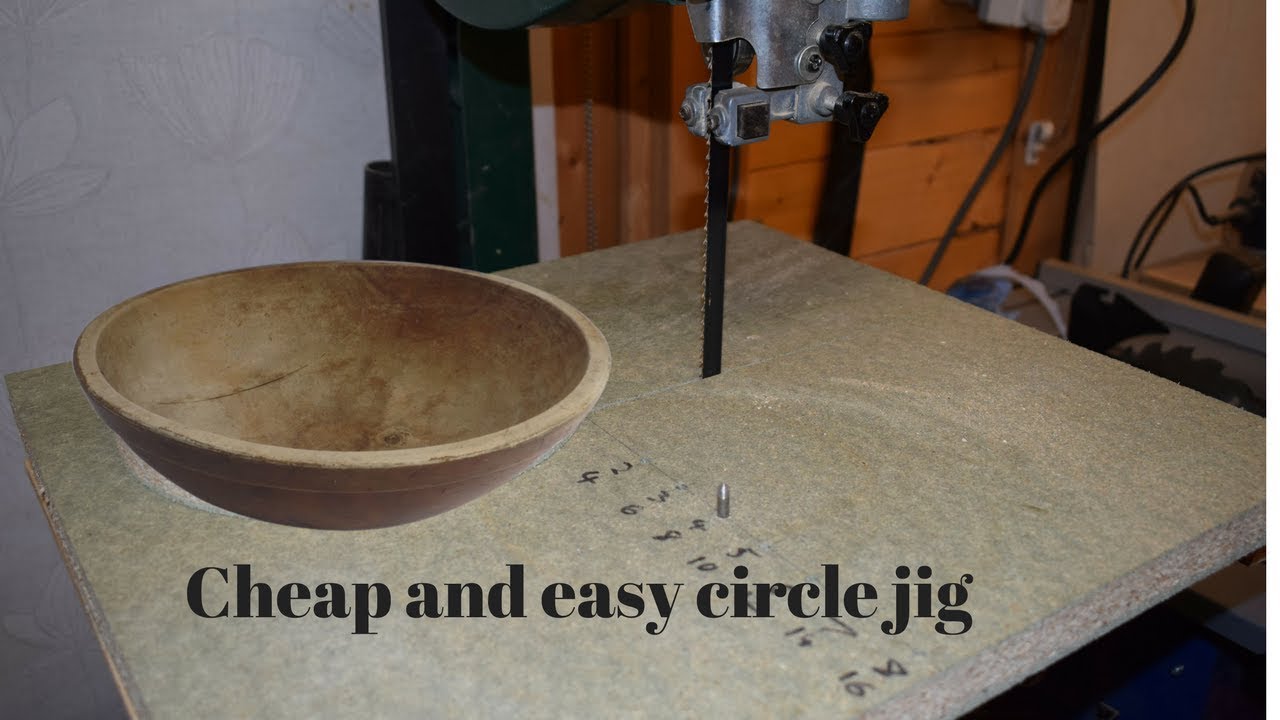 How to make a  cheap and easy circle/Bowl cutting jig for your bandsaw