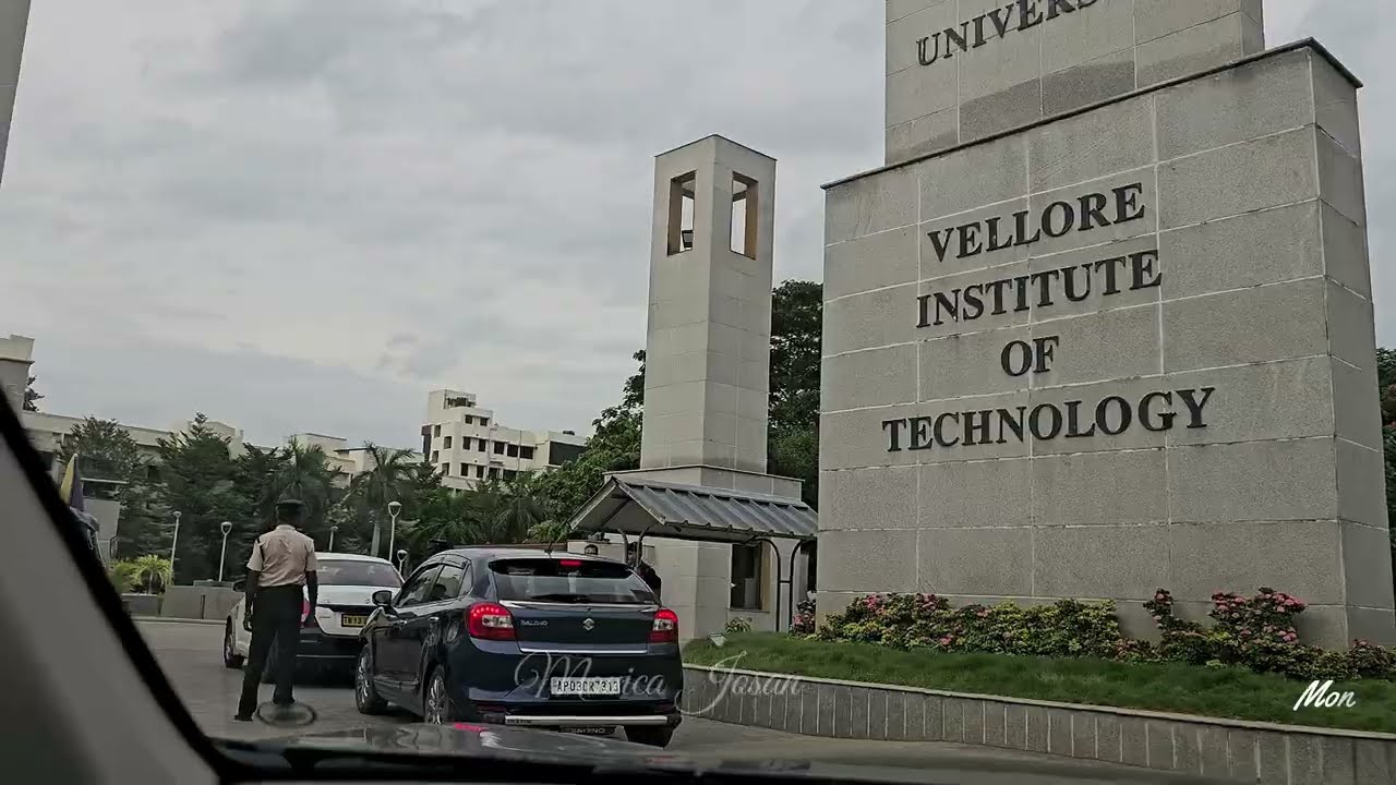 VIT Vellore Campus Tour  By Car Boys Hostel blocks , Best Engineering Colleges in India 2025