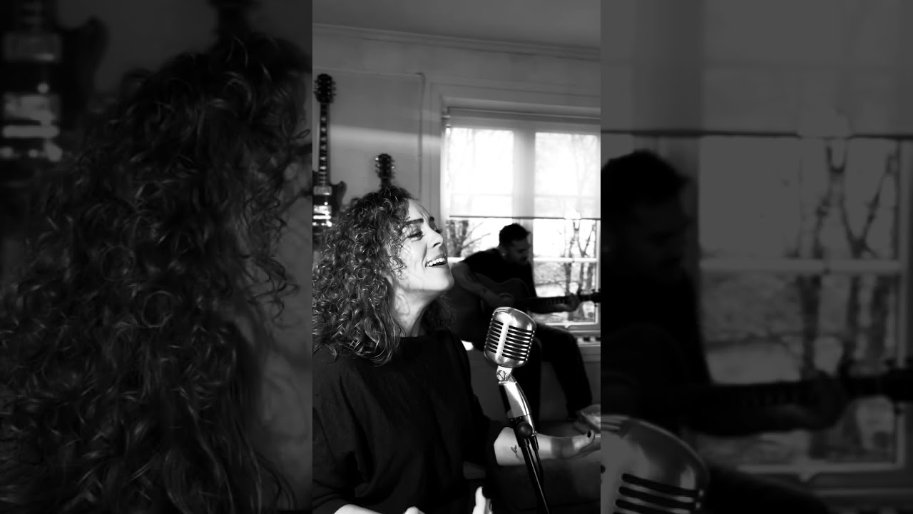 No ordinary love (Sade cover) by The Mari Solberg Band (duo) 