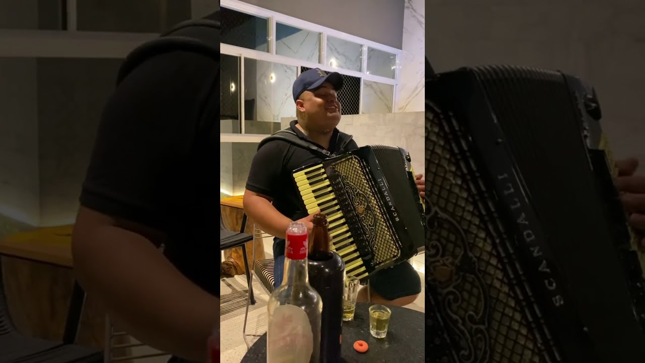Histórias de um Vaqueiro Sanfoneiro - Tarcísio do Acordeon (Sanfona e voz)