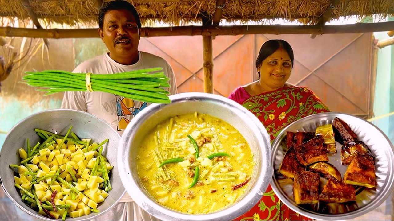 একেবারে খাঁটি বাঙালির দুপুরের তৃপ্তি।! সজনে ডাঁটা, আলু আর পোস্তর মাখোমাখো ঝোল আর সাথে বেগুন ভাজা🔥