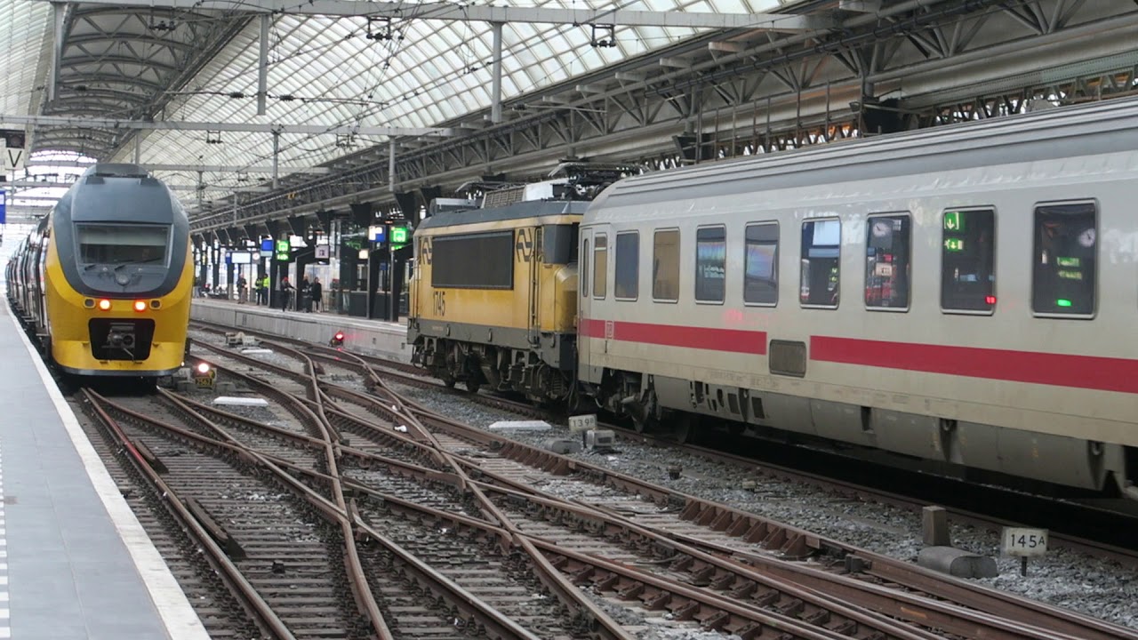 NS International IC147 Amsterdam - Berlin hauled by NS1700 at Amsterdam Centraal