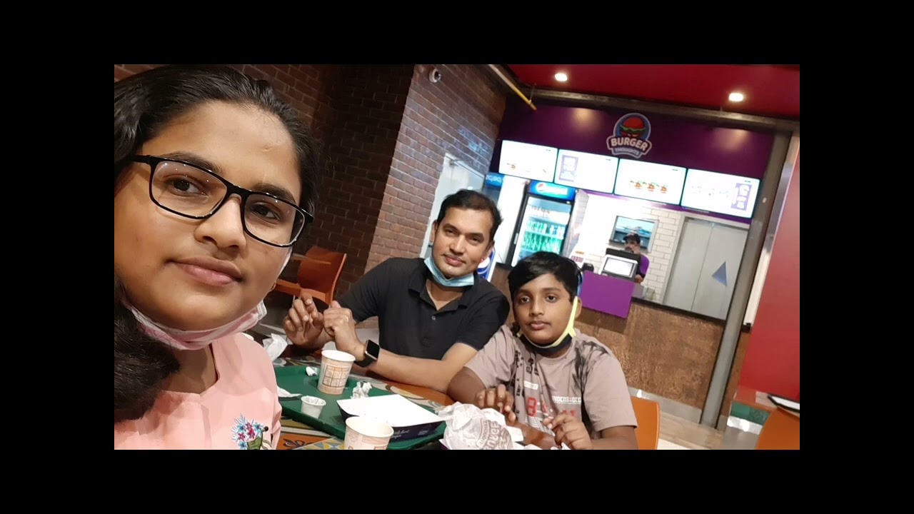Thadpti hai teri baatein aur yaadein teri rulati hai song