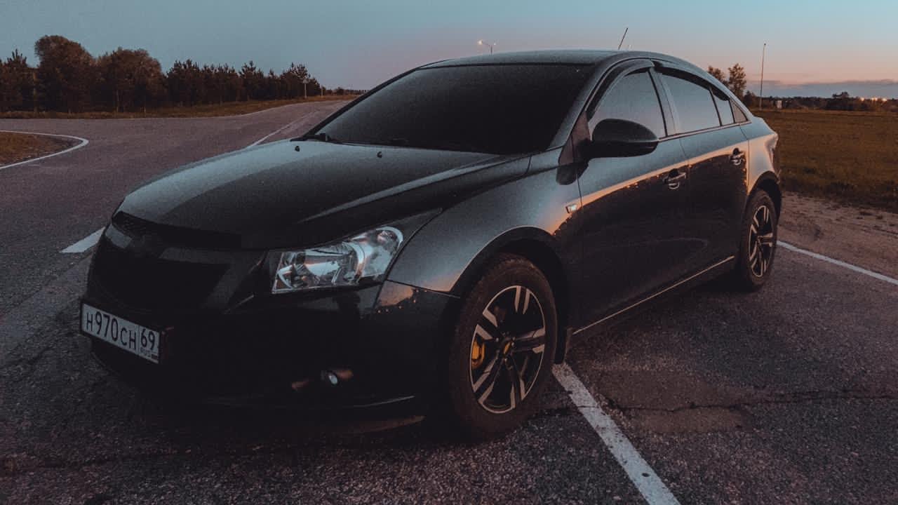 Антихром на Шевроле Круз. Chevrolet Cruze. Тюнинг.