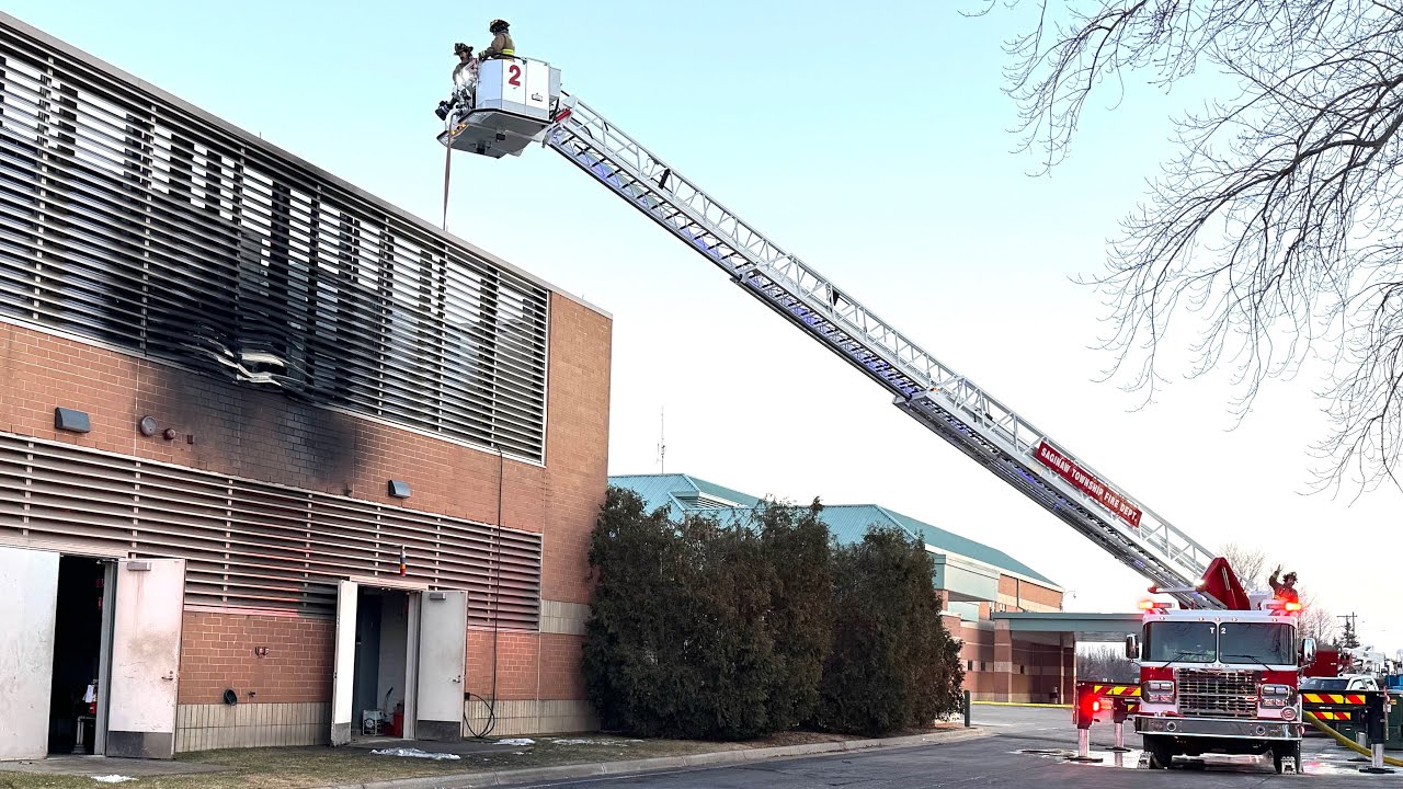 Saginaw Township MI (COMMERCIAL STRUCTURE FIRE) Scene 