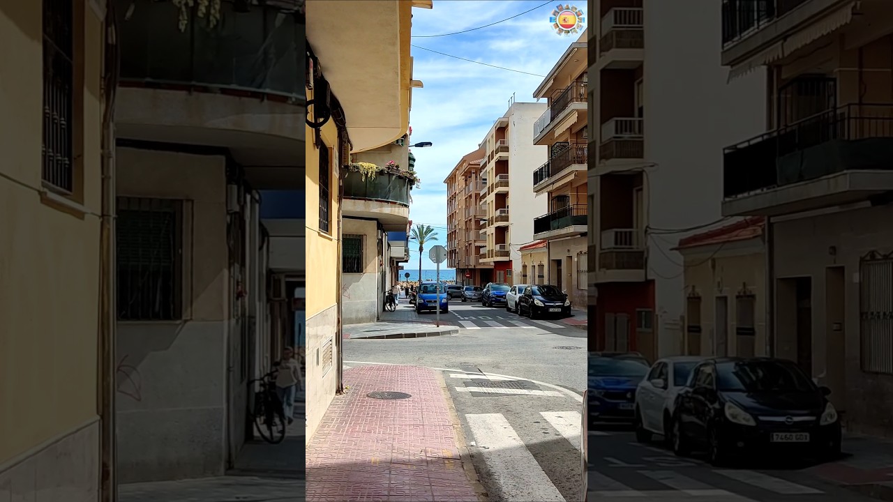 🌅🌴🌊 Buenos d&iacute;as / Good morning Torrevieja. Calle / street Radio Murcia 🇪🇦
