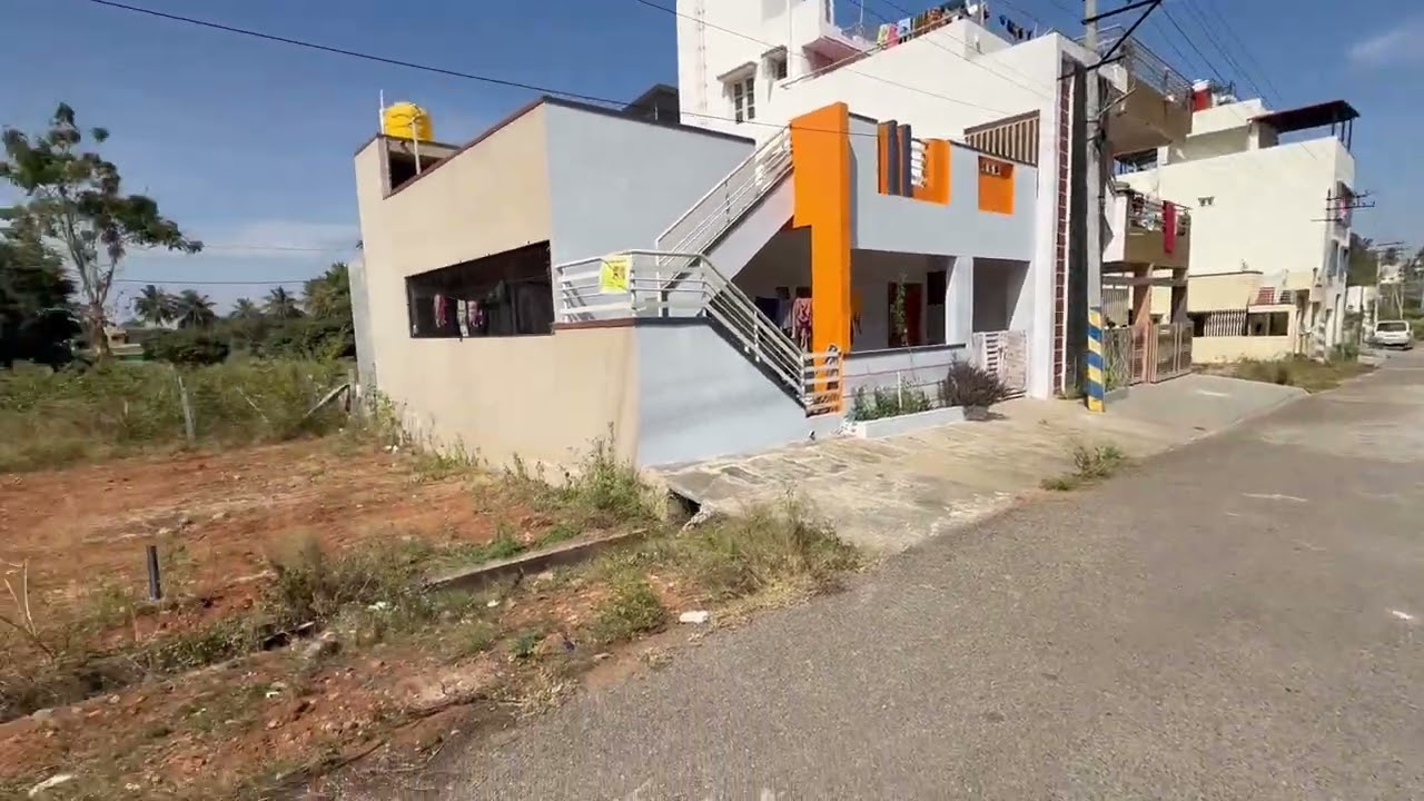 55 lakhs site sale mysore west facing BOGADI road call 9900363084 