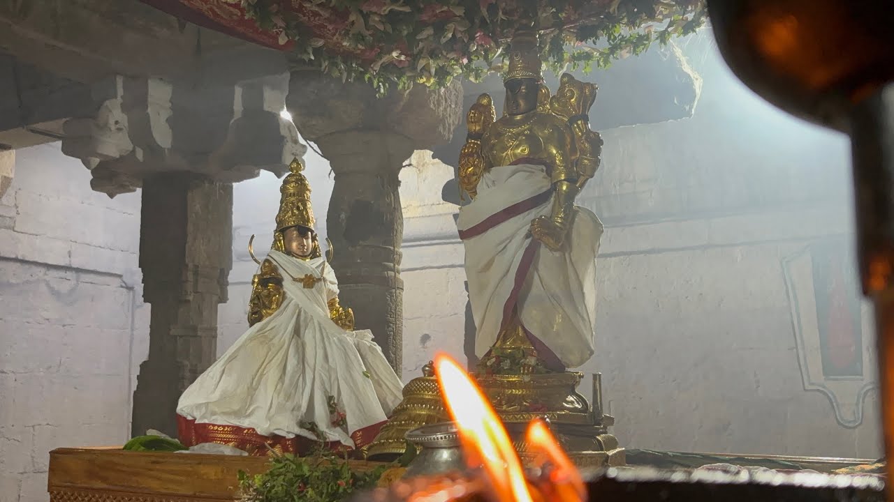திருவெள்ளறை பெருமாள் தாயார் திருமஞ்சனம்