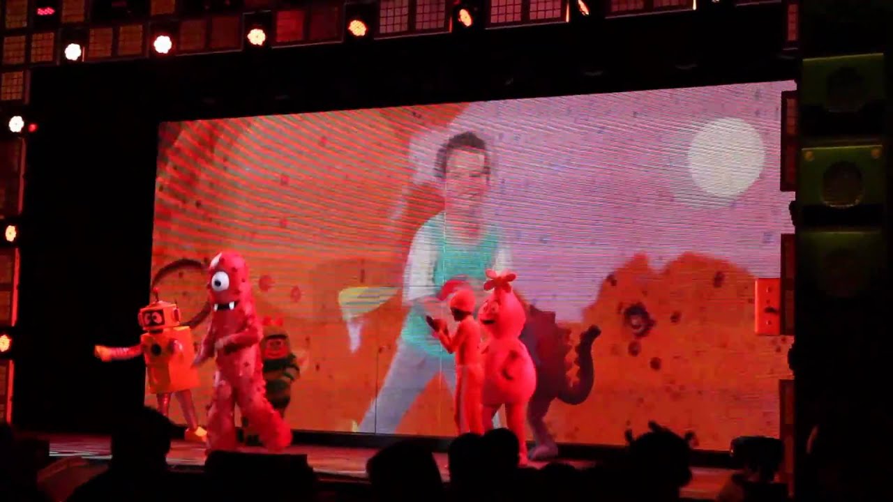 YO GABBA GABBA LIVE opening & 