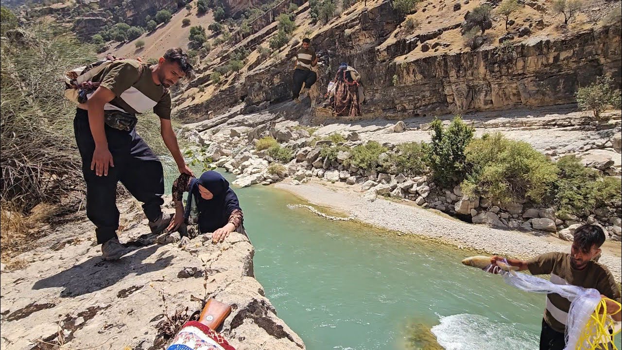 🎣🐟 A Different Day for Narges and Babak; From the Honey Hive 🍯🐝 to Fishing  in Untouched Nature! 🏞️و