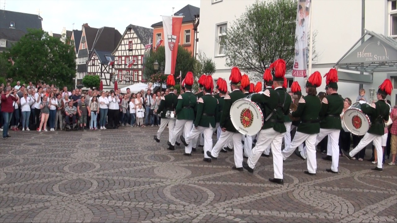 Parade der Junggesellen - Schützenfest-Samstag 2017