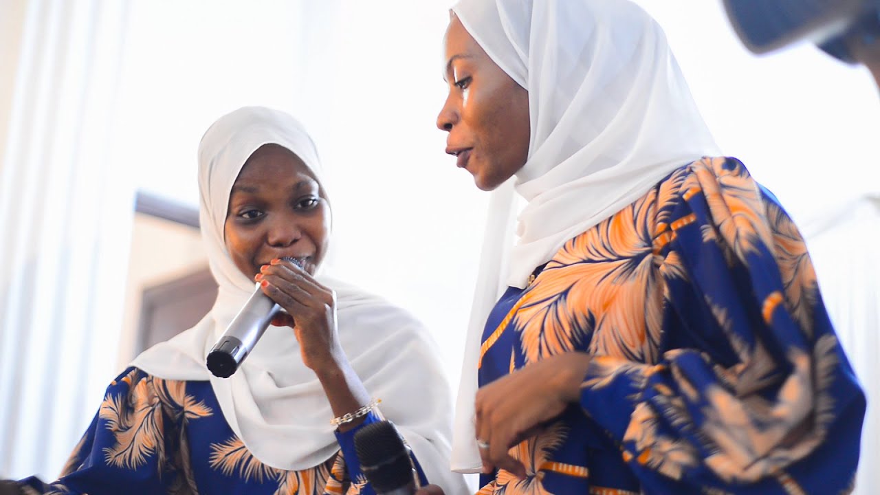 KAKUKATAA BAYANA - MADADA WASHINDWA KUVUMILIA WAPANDA JUU YA STEJI NA KUKATIKA AISEE!!!