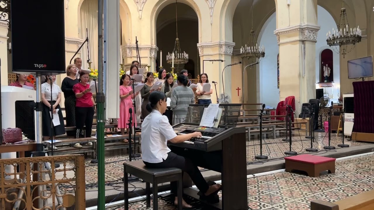Trông cậy Chúa - Lm Nguyễn Duy - Nhà thờ Đức Bà - CĐ KITO VUA