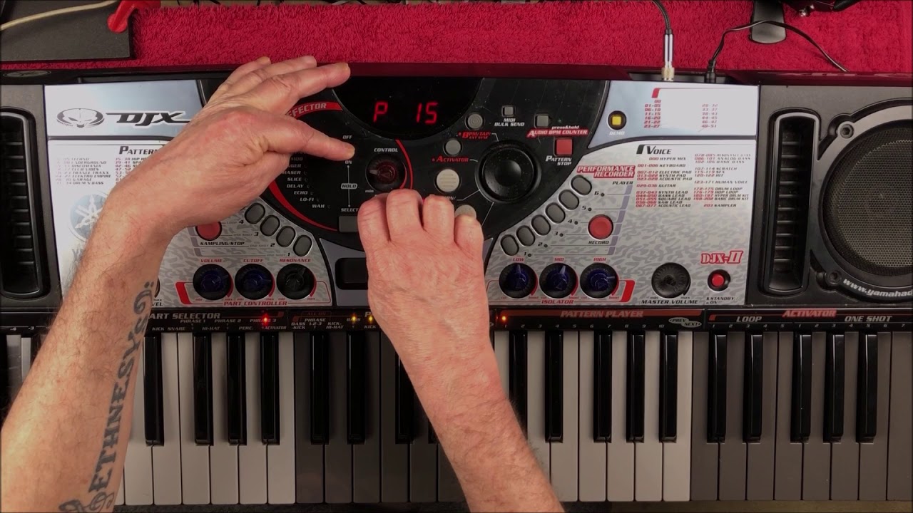 Yamaha DJX 2 Keyboard - A Vintage Classic - Tutorial & Demo