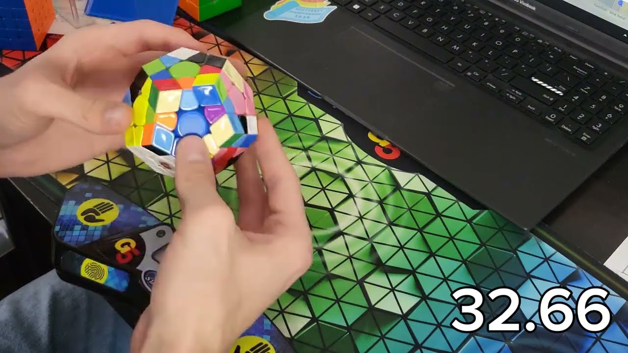 33.37 Megaminx average | Road to top 50 in the world