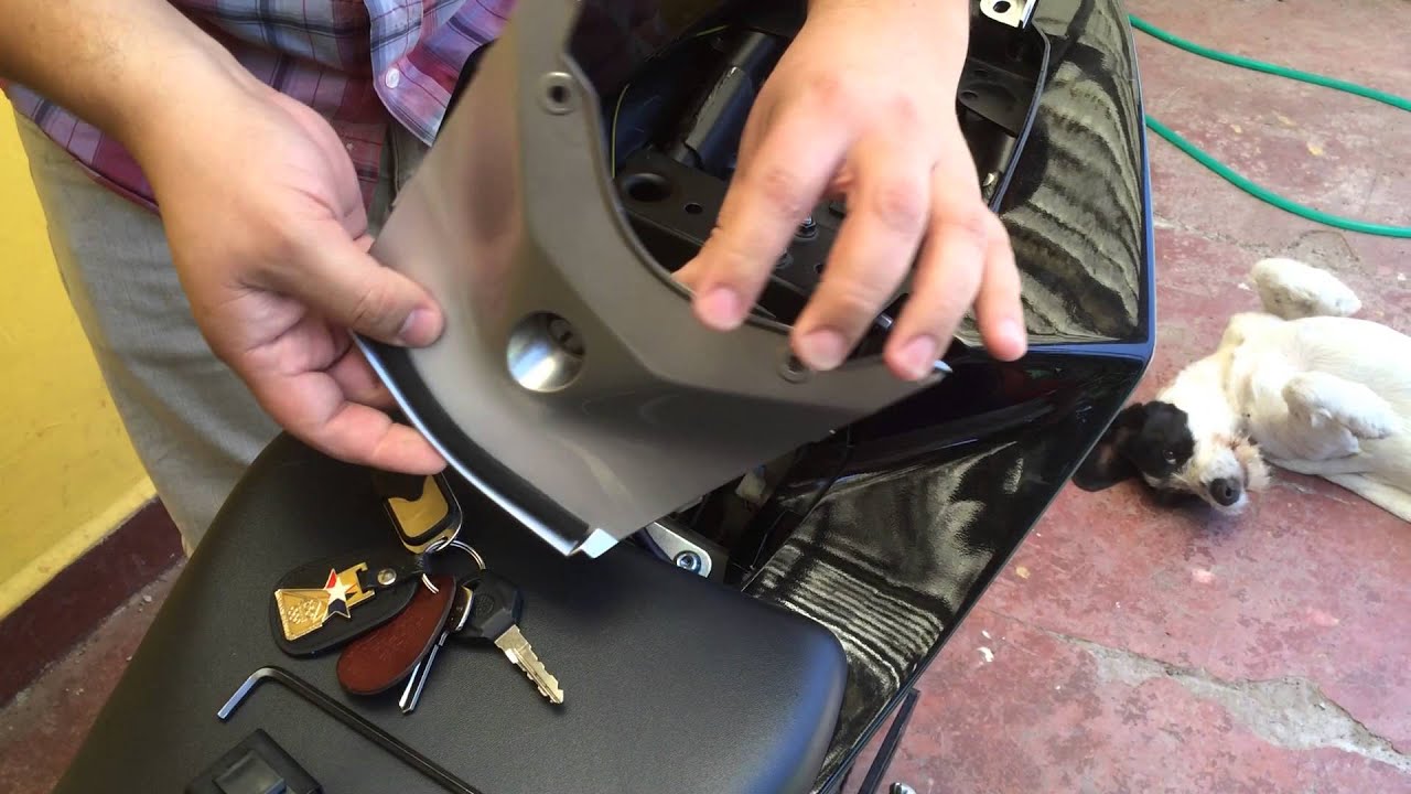 Yamaha YFZ R15 Instalacion Flasher LED e intermitentes triangulares.