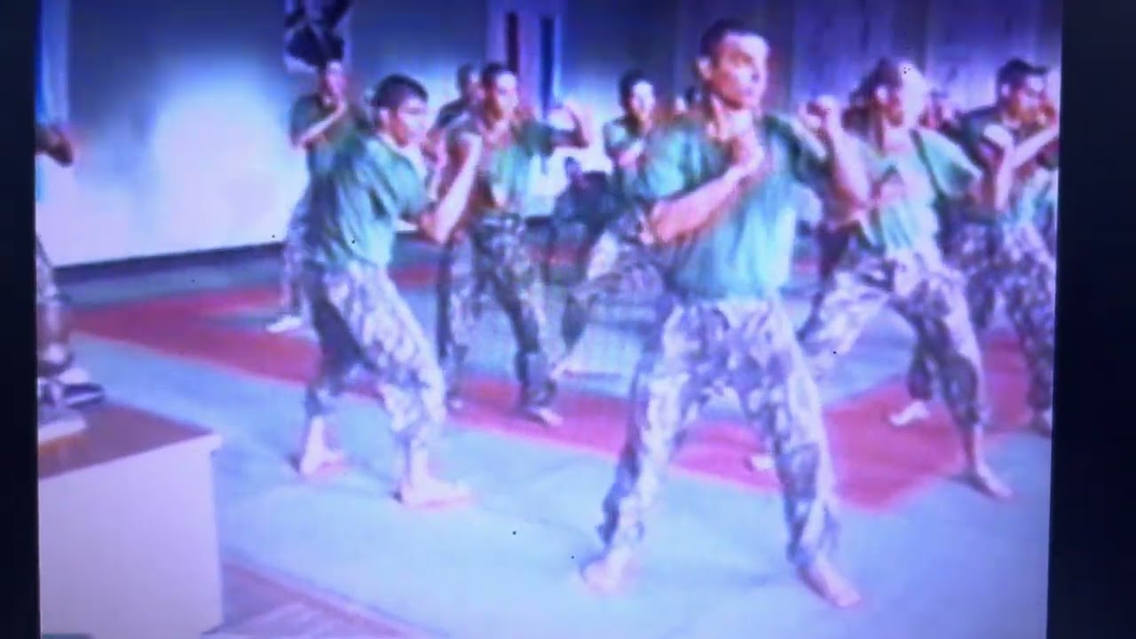 Imagens de 1996, Bope, RJ. Cap Pimentel ainda um Ten, Garoto.
