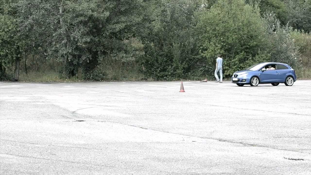 Seat Ibiza FR 2011 in action