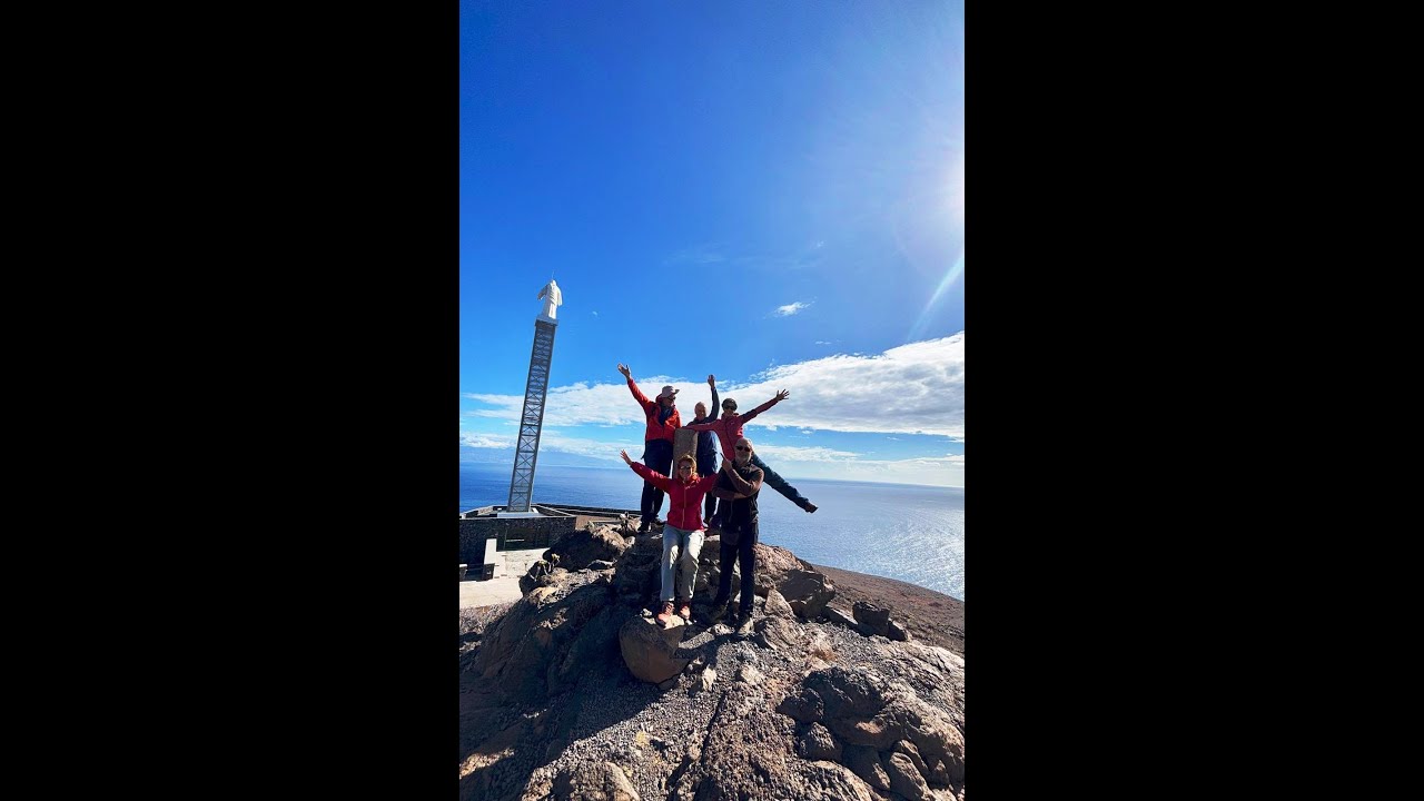 2025 11 Gomera vertical XS