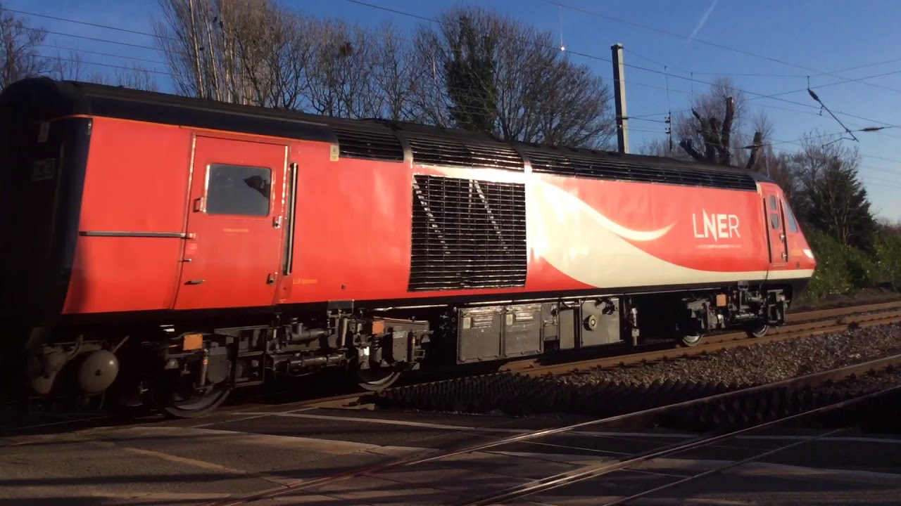 Offord Cluny Level Crossing - Bedfordshire