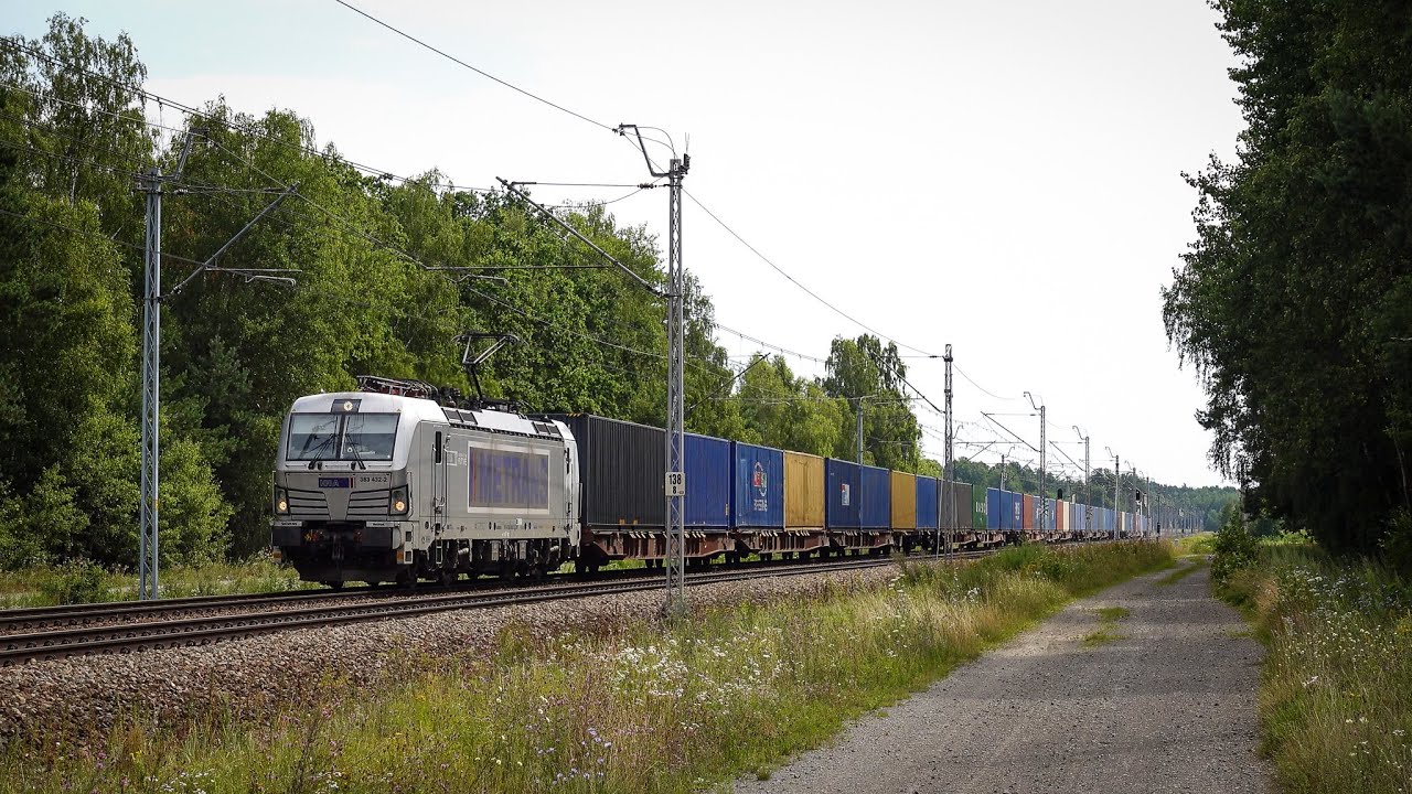 [ METRANS ] 383 432-2 Z intermodalem powolnym tempem przetacza się przez Brzozowicę [ 089 ]