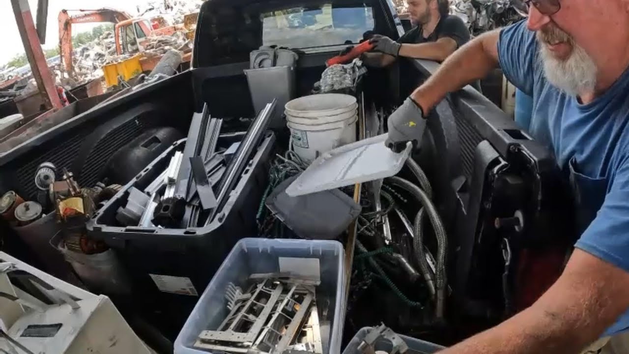 UNSEEN SATURDAY #metal #recycle #recycling #scrap #shear