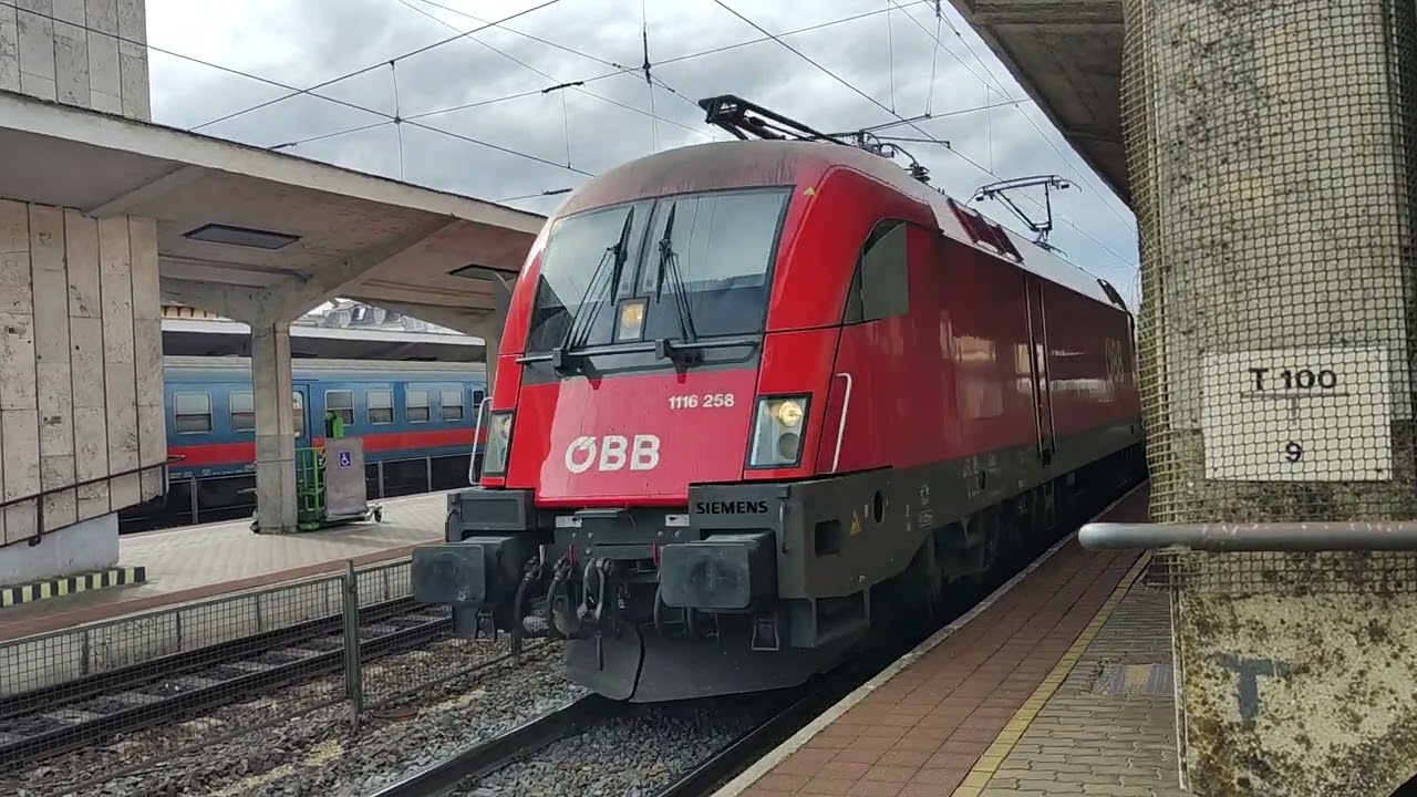 2023.02.18. Vonatok Győr állomáson | Szalóczy Pál féle utastájékoztatás