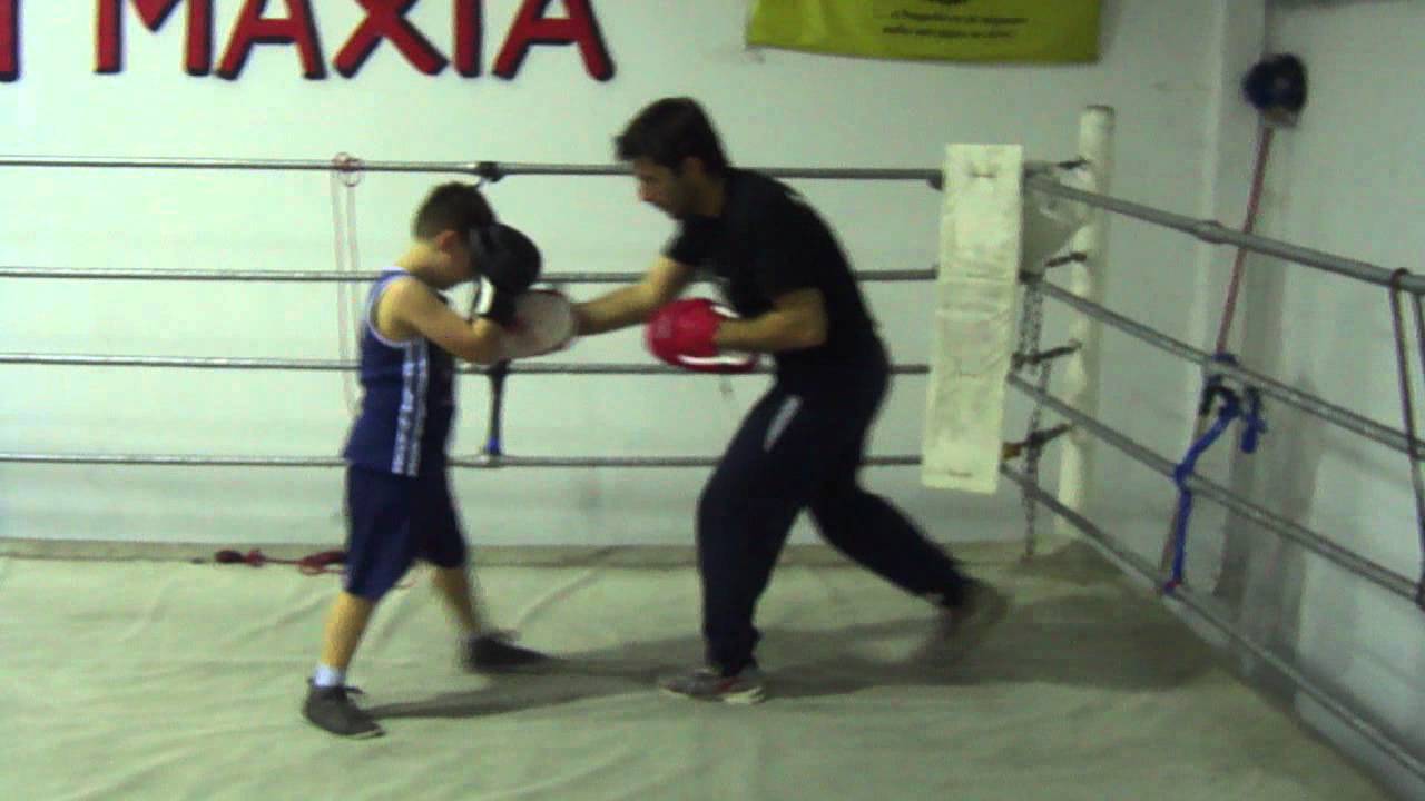 Apollon Kalamarias Junior Boxing PadWork (2)