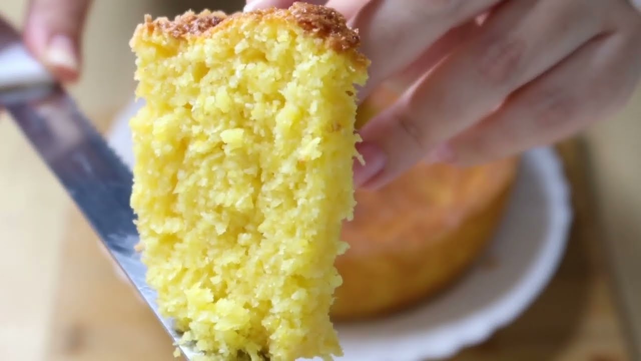 100% SEM TRIGO! Só MILHO de lata e AMIDO fazem esse BOLO Simples e DELICIOSO para o lanche 😋