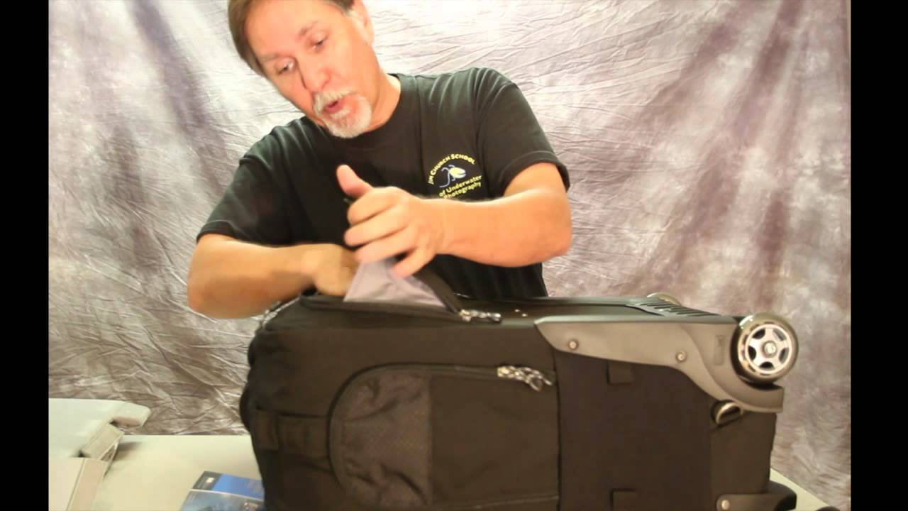 ThinkTank Airport Security v2.0 Rolling Camera Bag