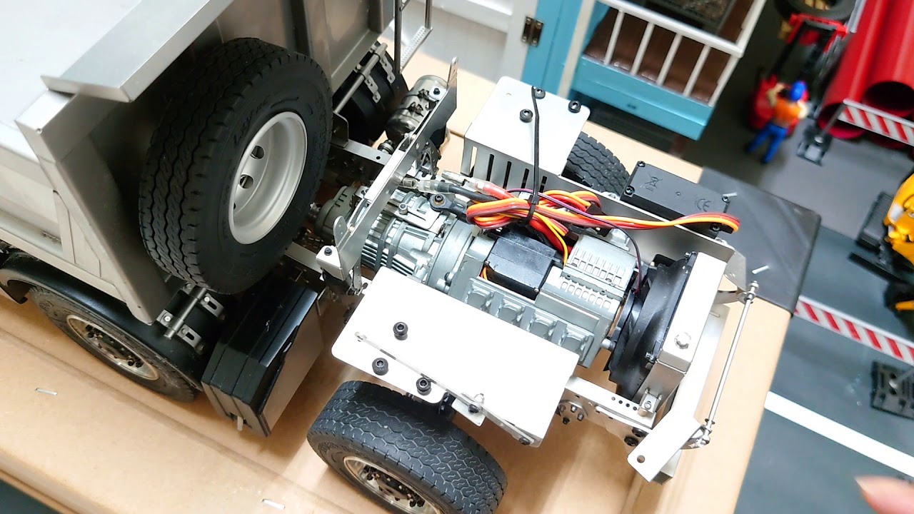 Lxy RC 1/14 RC Benz 8x8 Dump Truck chassis Unboxing（遙控卡車；遙控拖車；開箱；砂石車）