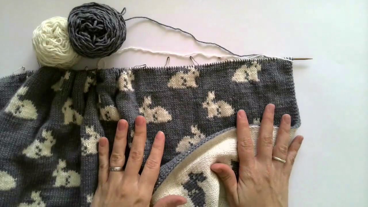 Doubleface stricken mit einem Faden