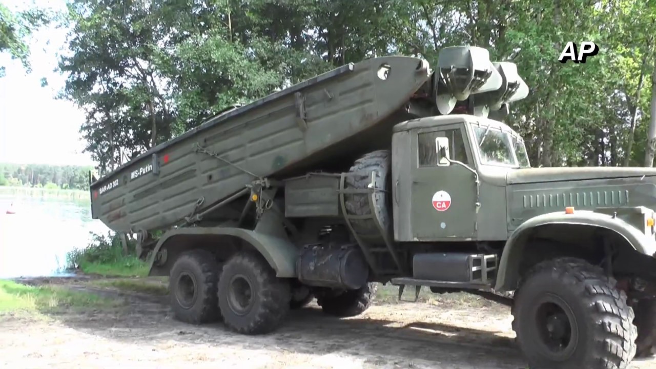 КрАЗ-255 c Буксирно-моторный катер БМК-Т