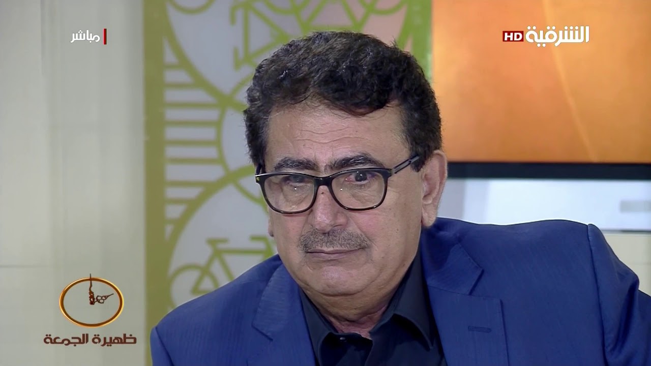 سعد البزاز يمنح الشاعر عباس جيجان قلادة الإبداع   | ظهيرة الجمعة #الشرقية