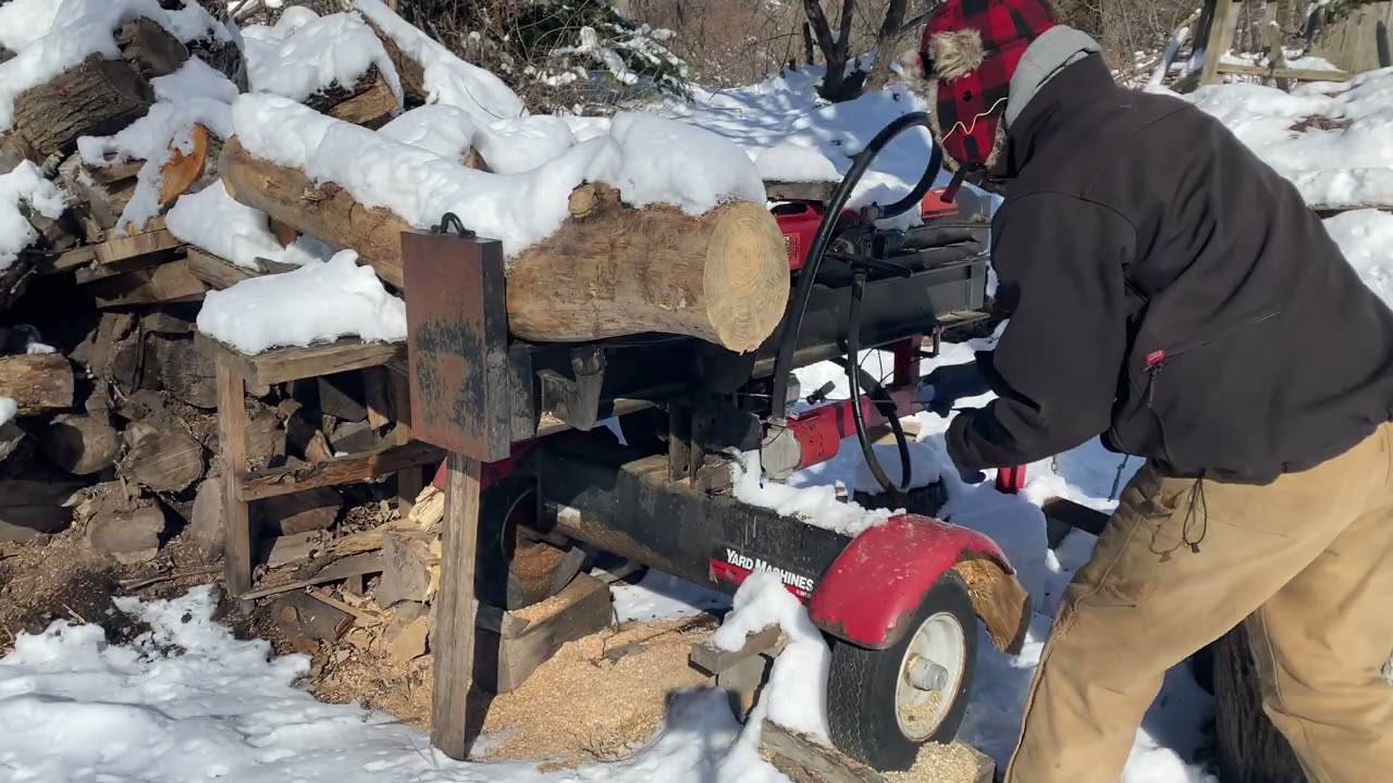 Дровокол MTD 31 тонна, холодный запуск при температуре 24°F, 8 л.с. Briggs.