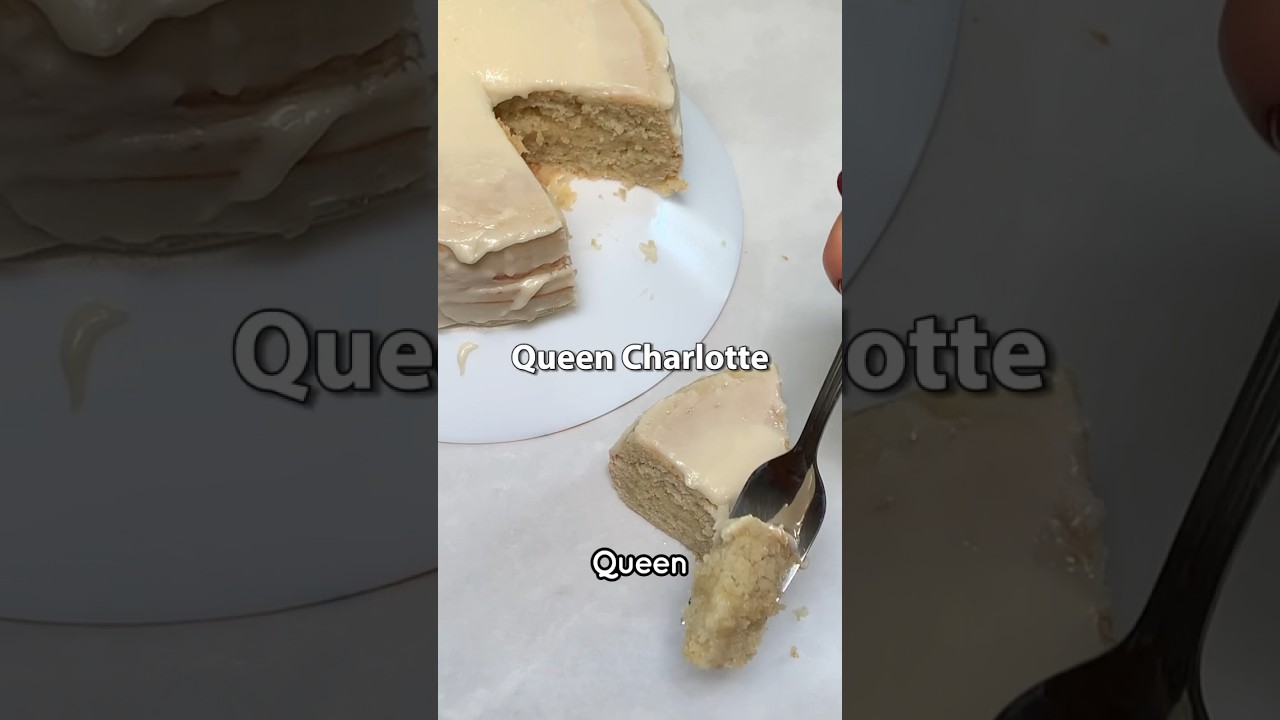 White Cake White Icing - Queen Charlotte #cakes #whitecake #baking #easyrecipes
