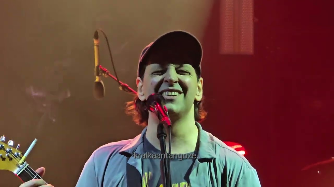 DUMAN - İÇİMDE AŞK VAR (KONSER, 4K)